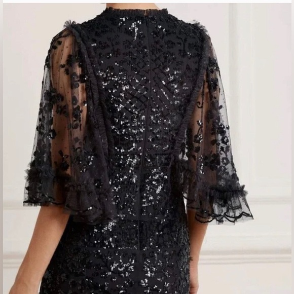 Needle and thread dress - Picture 6 of 12